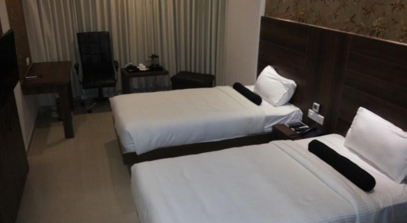 Fabhotel Dawn Мисор Екстериор снимка