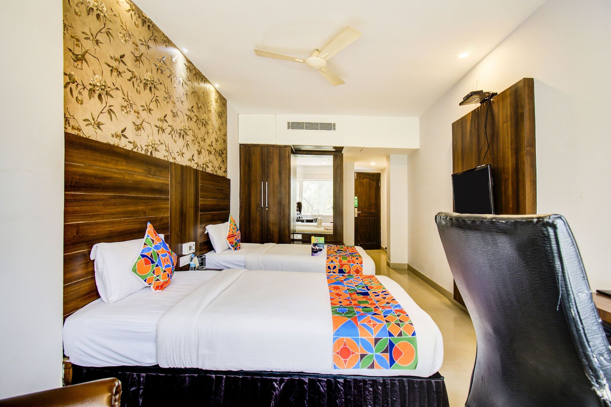 Fabhotel Dawn Мисор Екстериор снимка