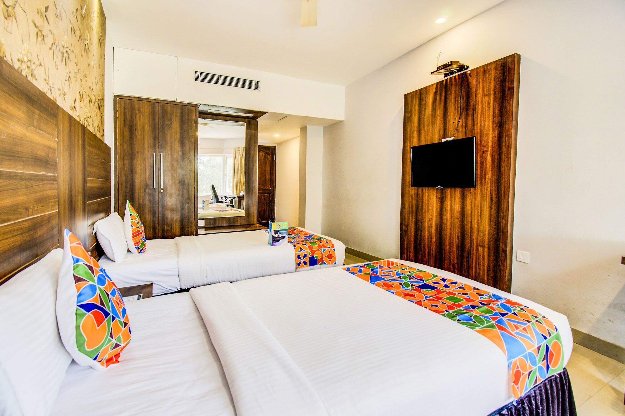 Fabhotel Dawn Мисор Екстериор снимка